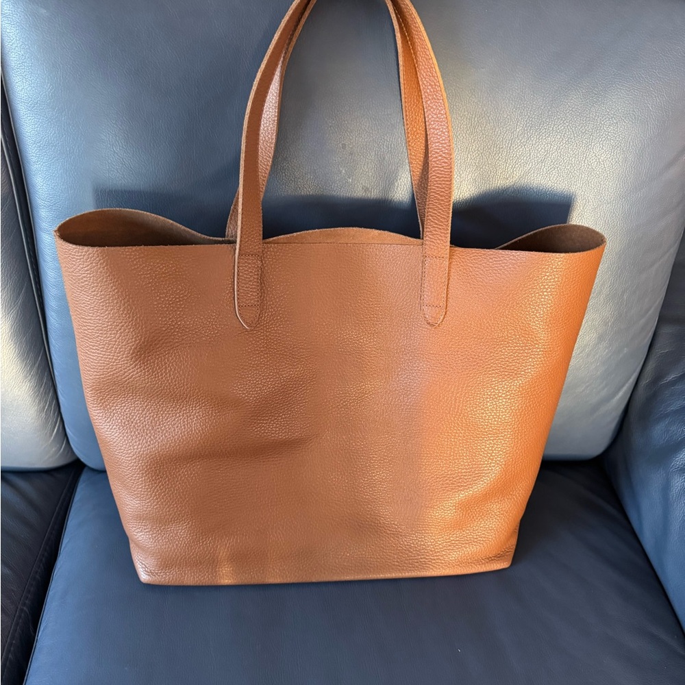 Cuyana Tan Leather Tote Bag with matching Leather Cuyana insert.